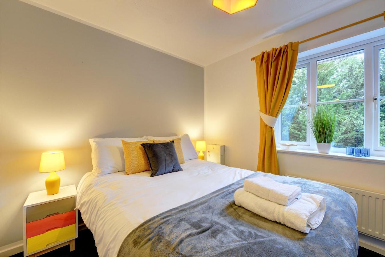 Modern 2 Bed House Sleeps 6 Southam Town Centre - Inspire Homes Ltd Dış mekan fotoğraf