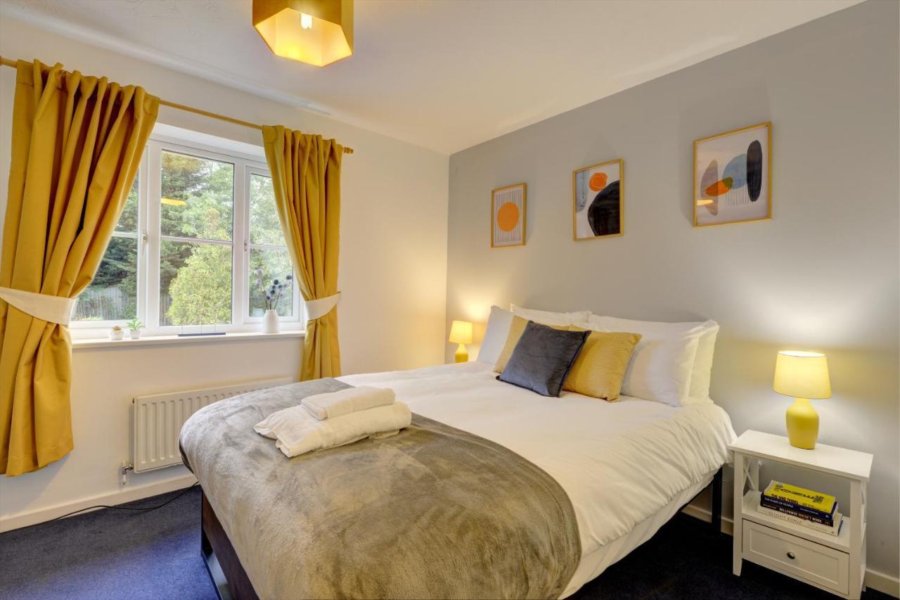 Modern 2 Bed House Sleeps 6 Southam Town Centre - Inspire Homes Ltd Dış mekan fotoğraf